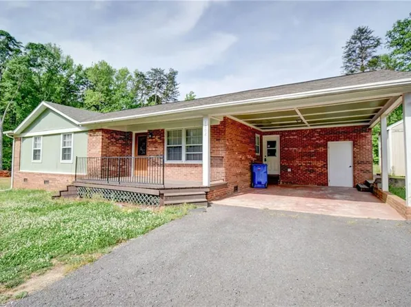 1002 Phineas Dr, Kernersville, NC 27284