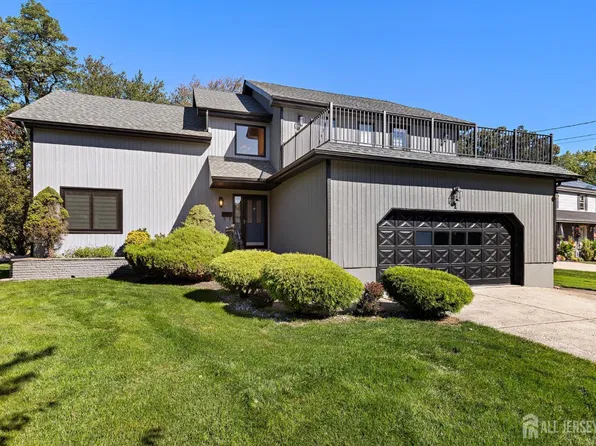 1 1st Ave, Monroe Township, NJ 08831
