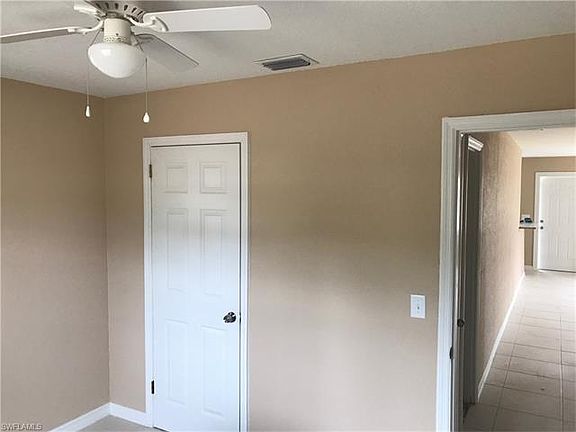 3rd image of 207 Oregon Way Unit 21
