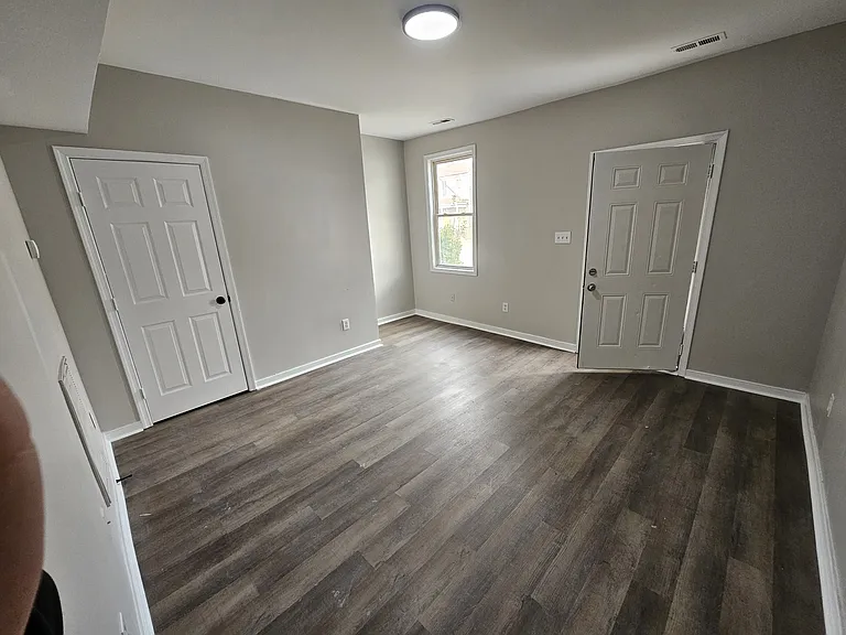 1342 Rome St — Photo 2