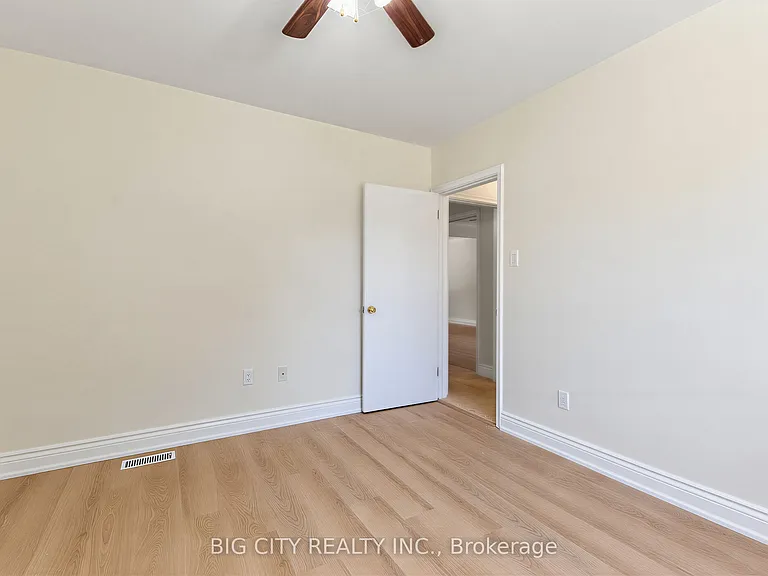 30 Lozoway Dr — Photo 8