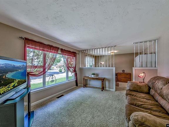 4th image of 1313 Cathy Ln