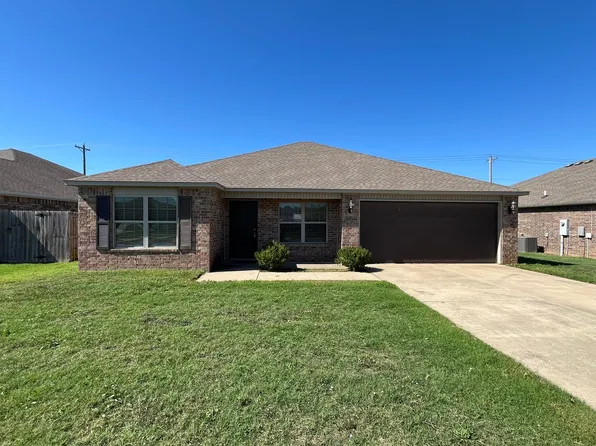 6300 SW Chalkstone Rd, Bentonville, AR 72712