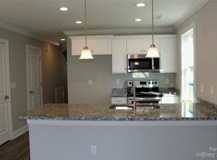 2541 Snow Creek Rd #22, Hickory, NC 28601