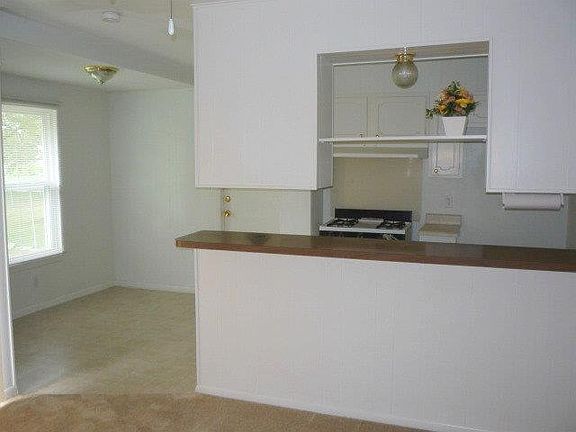 5th image of 4306 Sun Vista Ln