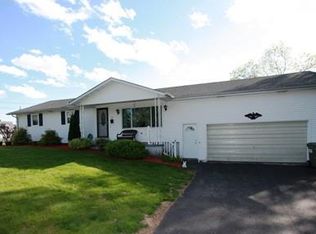 29 Stoughton Ave, Webster, MA 01570