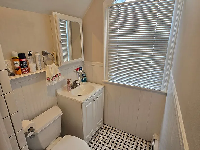 6 Pearl St #B — Photo 4