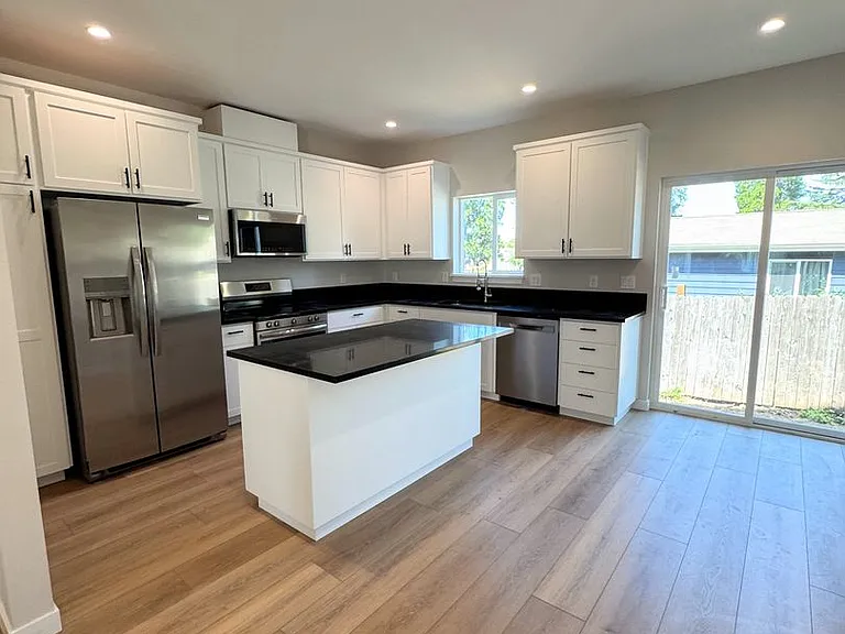 13822 SE Oatfield Rd #3C — Photo 4