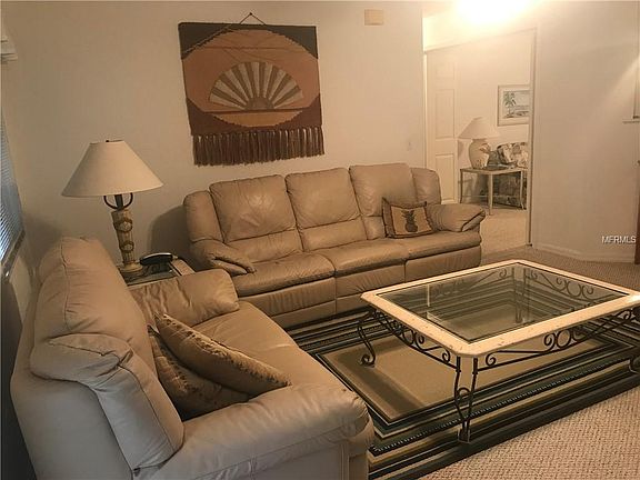 4th image of 1734 NE Kelly Dr
