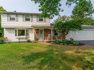 21 Pond View Ln #WS, Penfield, NY 14526