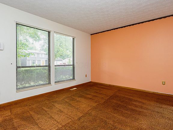 3rd image of 4131 Spring Flower Ct