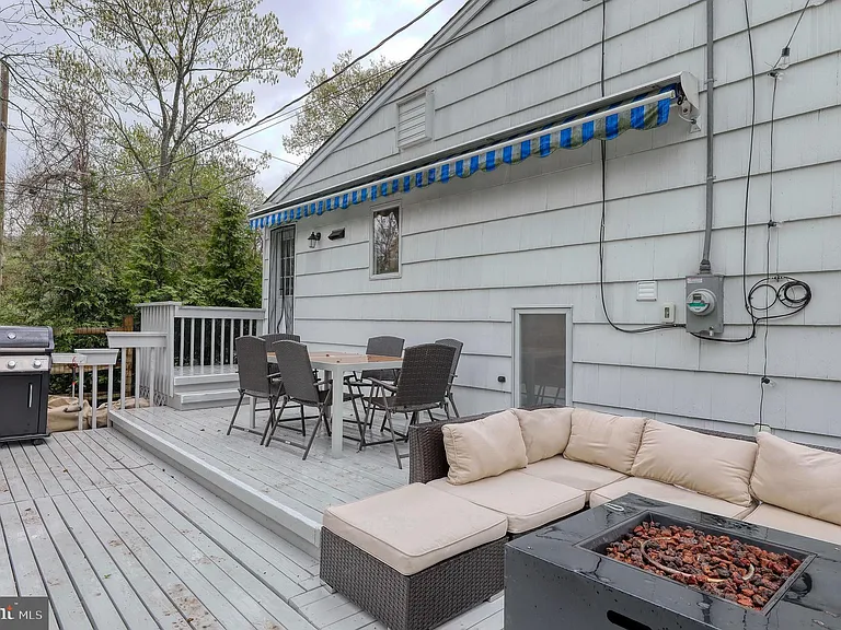 191 Lakeshore Dr — Photo 35