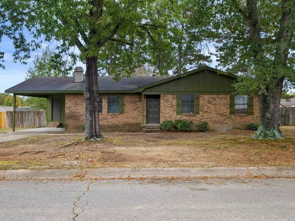 214 Western Hills Dr, Searcy, AR 72143