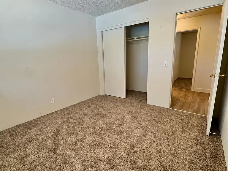 1114 Orange Ave — Photo 8