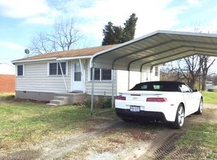 1103 W Holly Grove Rd, Lexington, NC 27292