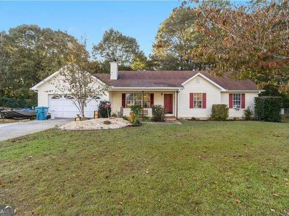 171 Nicki Ct, Hampton, GA 30228