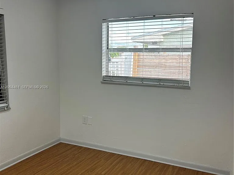 19710 NW 51st Ave — Photo 31