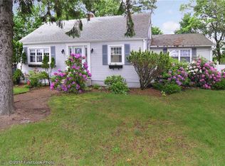 396 Maple St, Warwick, RI 02888