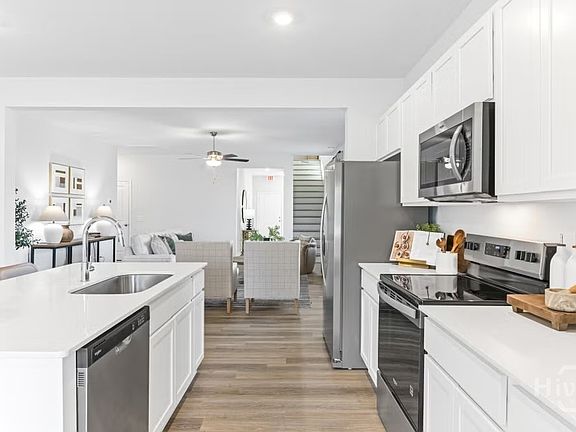 2nd image of 127 Wilderness Road