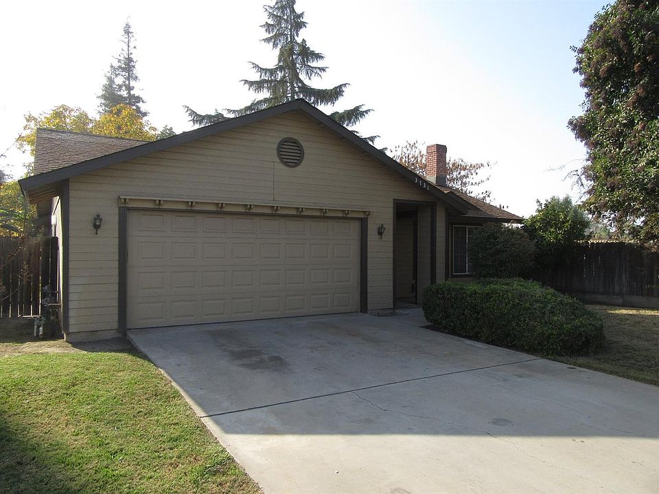 1st image of 3731 W Tulare Ave