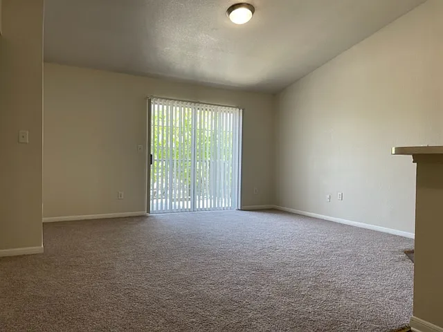 Aquarena Springs Dr, San Marcos — Photo 4
