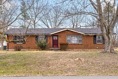 144 W Park Dr Photo 1