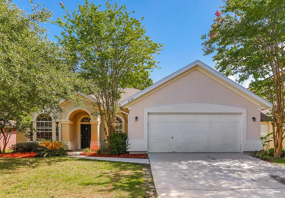 3146 Wandering Oaks Dr