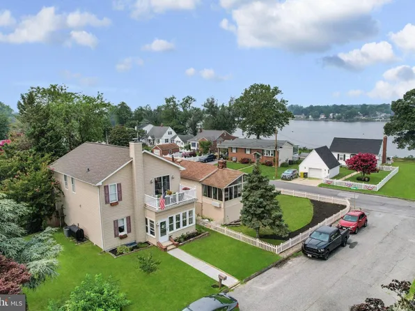 8414 Bedford Rd, Pasadena, MD 21122