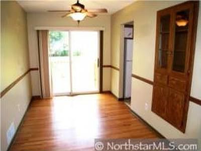 3rd image of 590 Redwood Ln