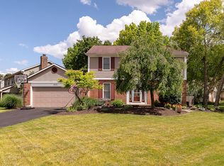 7476 Saunderlane Rd, Columbus, OH 43235