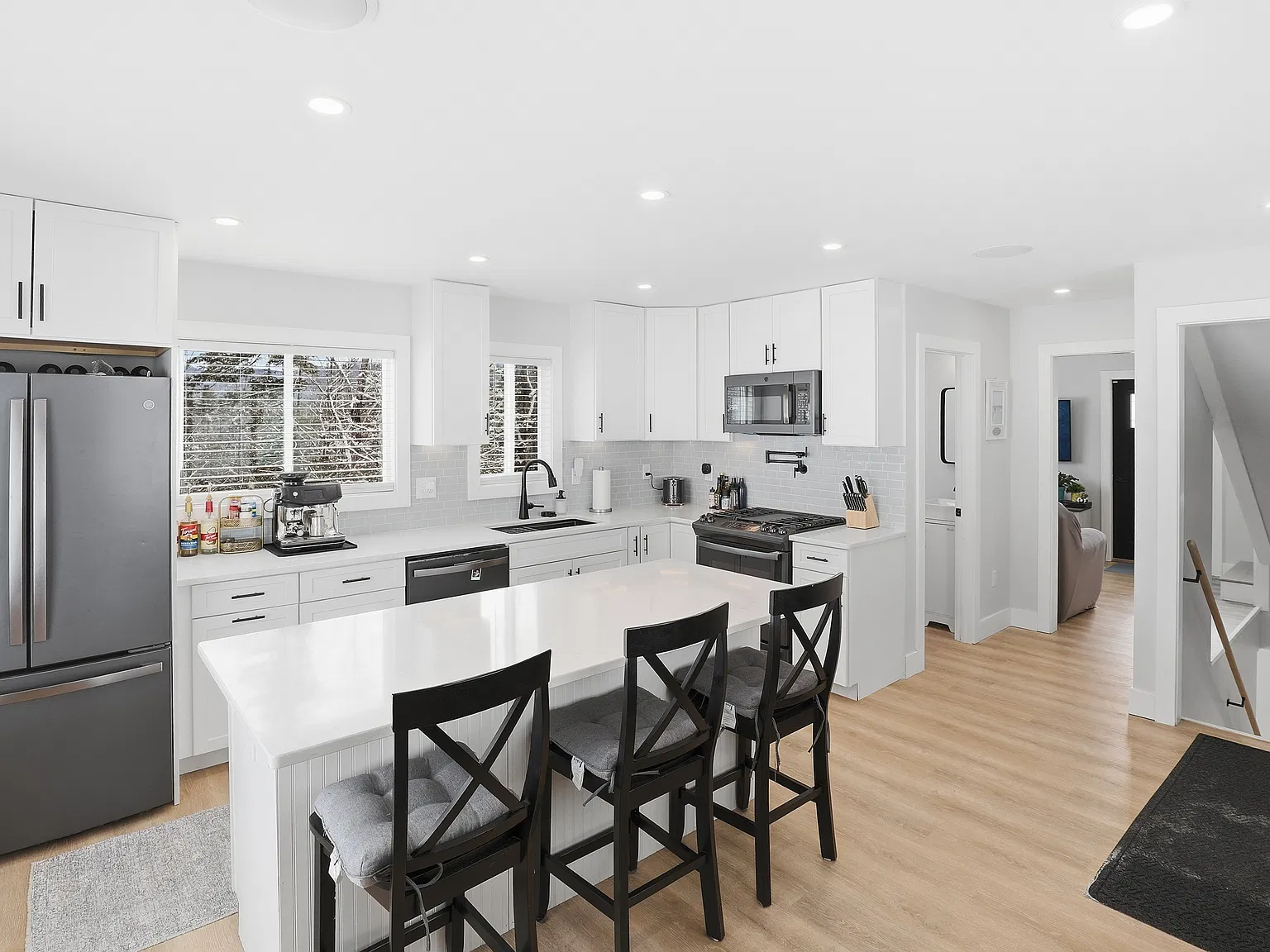 3 bed, 1536 sqft, $4,750 — Photo 1
