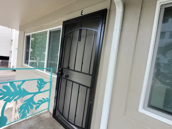 454 Kuamoo St E, Honolulu, HI