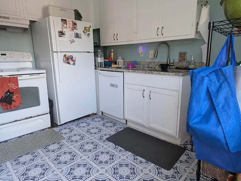 107 Ashley Ave #D — Photo 9