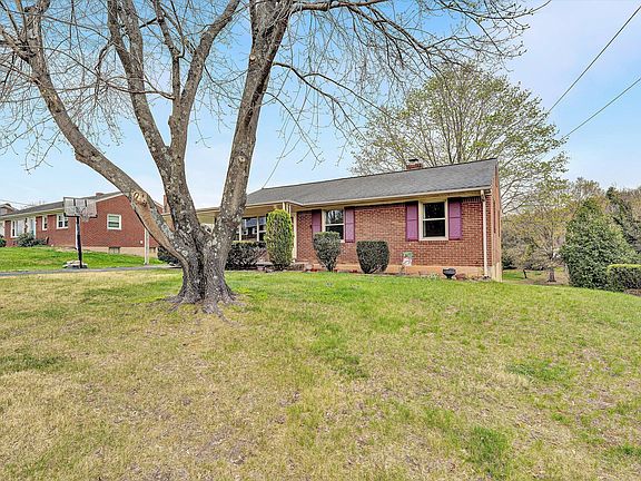 2nd image of 5240 Grandin Road Ext