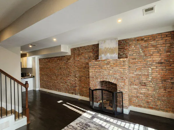 1825 N Milton Ave, Baltimore, MD 21213