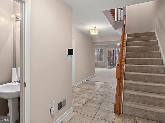 3rd image of 2720 Summers Ridge Dr