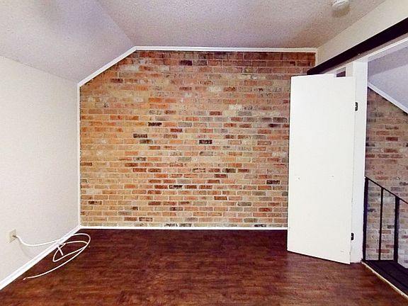 8734 Pecan Tree Dr Loft 2