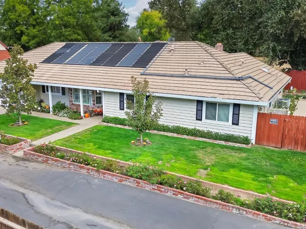 4110 Winding Bluff Ln, Sacramento, CA 95841
