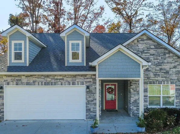 703 Greenhead Ln, Knoxville, TN 37924