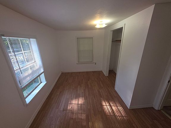 5th image of 814 S Washington Ave