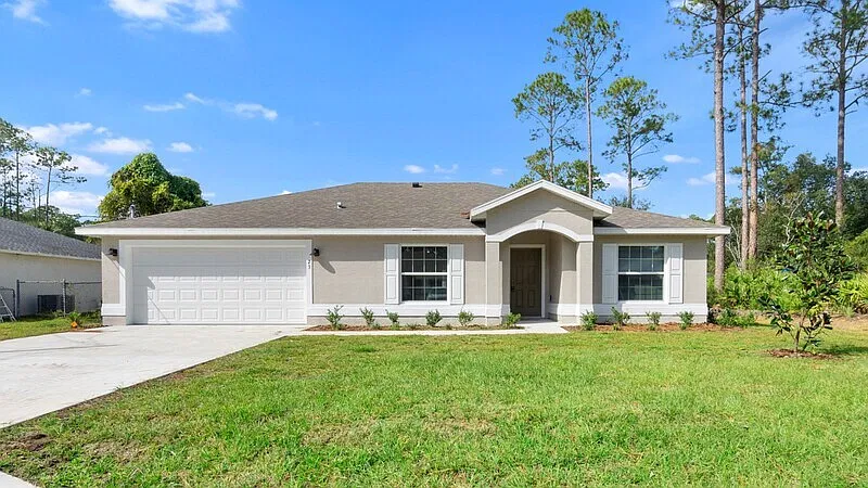 4 bed, 2.0 bath, 2321 sqft, $2,250 — Photo 2