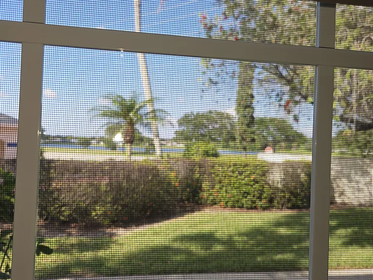 1503 SE Royal Green Cir — Photo 15