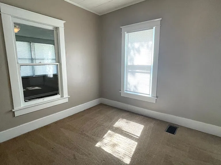 802 Missouri Ave — Photo 15