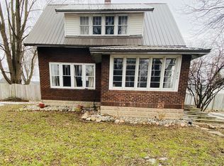 205 S Howell St, Middleton, MI 48856