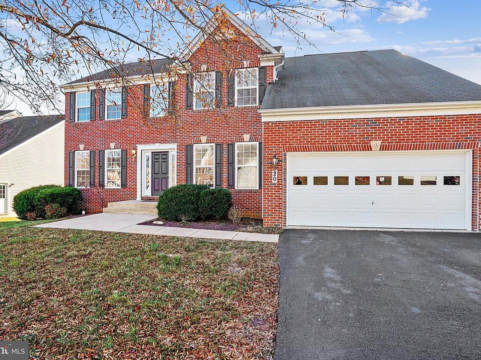 1st image of 20 Saint Charles Ct