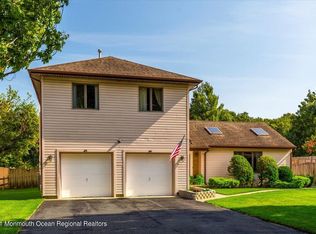 25 Poppy Ct, Brick, NJ 08723