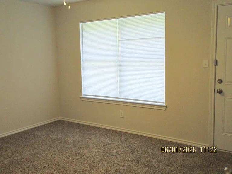 8164 Marydean Ave — Photo 9