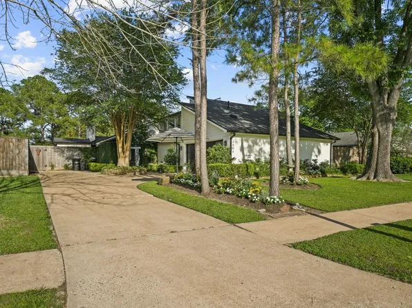 3506 Ledgestone Dr, Houston, TX 77059