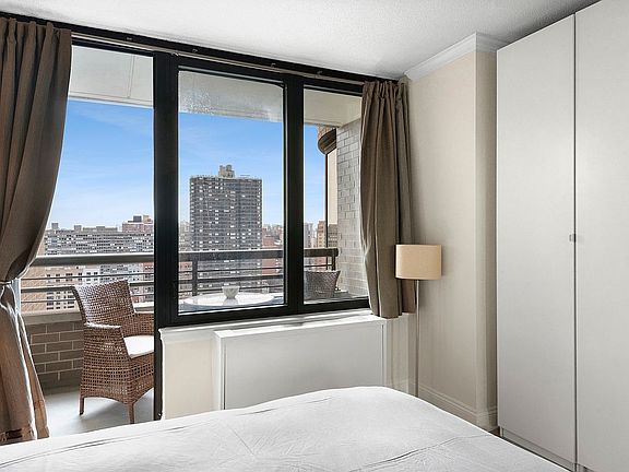 3rd image of 330 E 38th St APT 22C