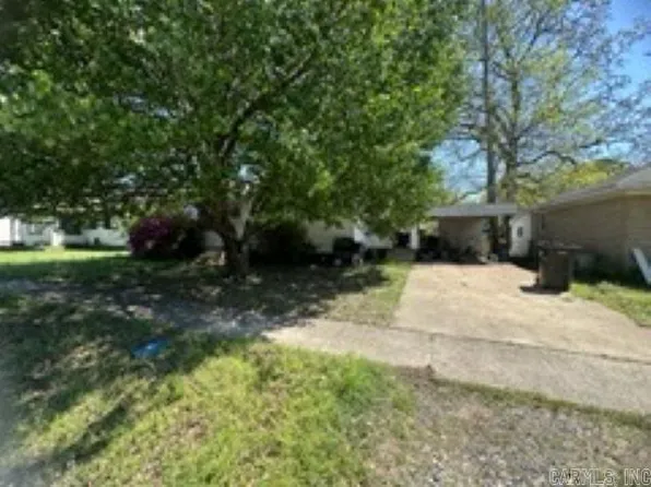 1031 Toler St, Malvern, AR 72104